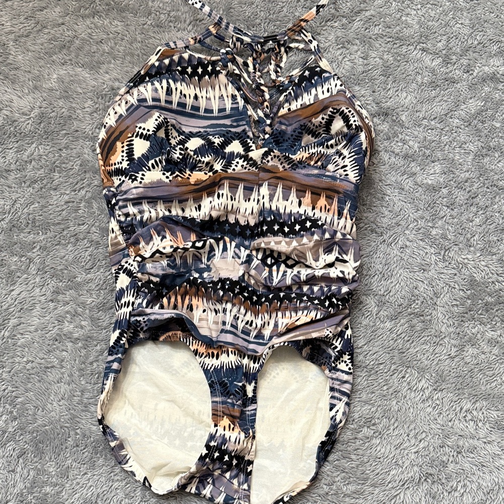 Swimsuits For All Elegant Cream Swimsuit